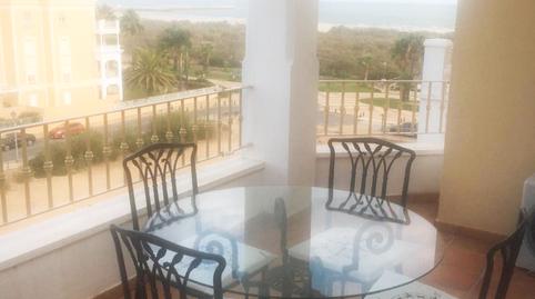 Foto 2 de Piso de alquiler en Avenida de la Mojarra, Punta del Moral, Huelva