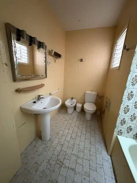 Bathroom of Flat for sale in La Ràpita  with Terrace and Balcony
