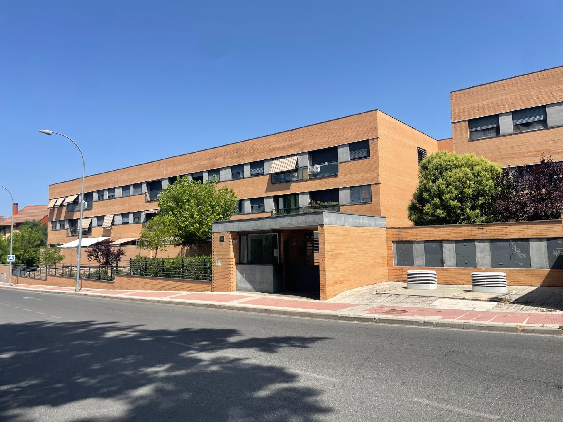 Exterior view of Flat for sale in Collado Villalba  with Heating, Private garden and Terrace