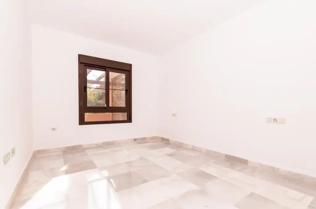 Apartamento con piscina en venta en Estepona Pueblo, imagen 10