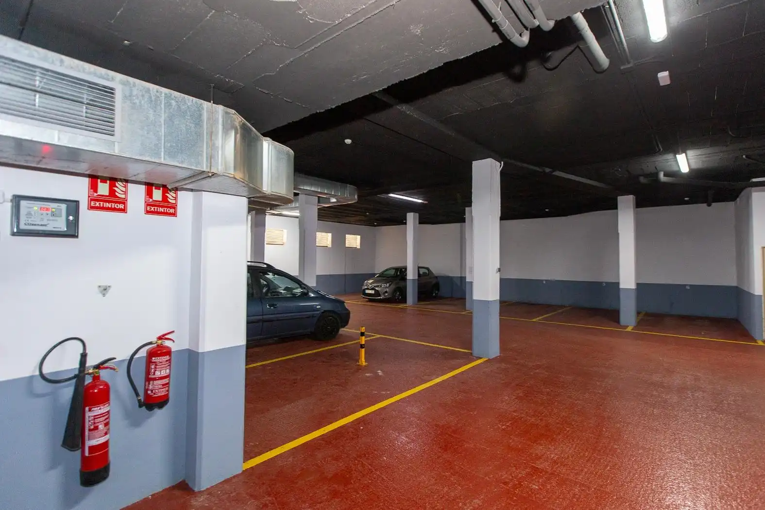 Parkplatz von Erdgeschoss zum Verkauf in Alcanar mit Terrasse