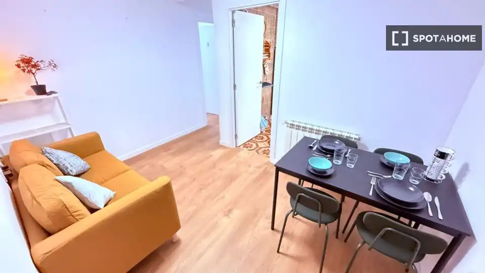 Sala d'estar de Pis de lloguer en Madrid amb Aire condicionat, Calefacció i Moblat
