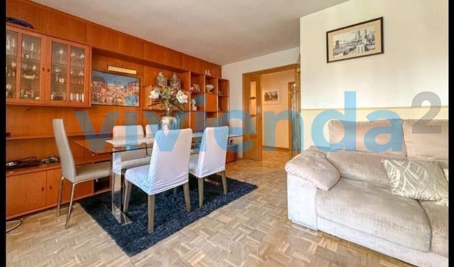 Foto 1 de Piso en venta en La Paz, Madrid