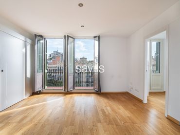 Mini appartamento con balcone in vendita a Eixample