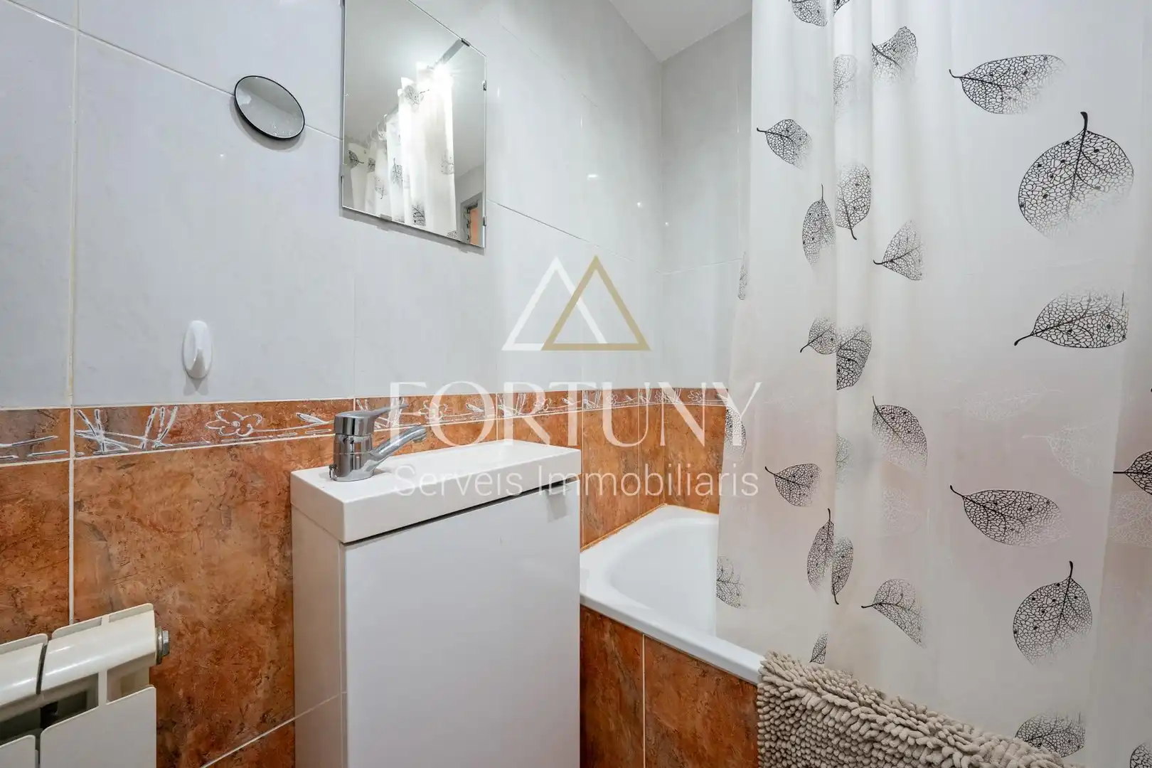 Baño de Piso en venta en La Selva del Camp con Calefacción