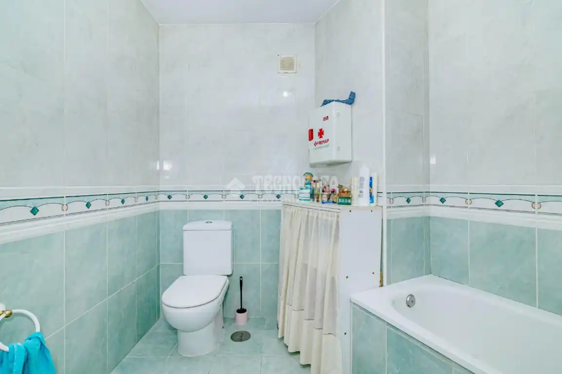 Bathroom of Flat for sale in Lucena  with Air Conditioner, Heating and Furnished