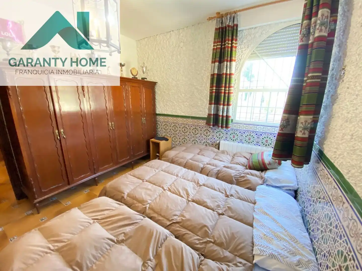 Vista exterior de Casa o chalet en venta en Valdepeñas de Jaén con Aire acondicionado, Calefacción y Jardín privado