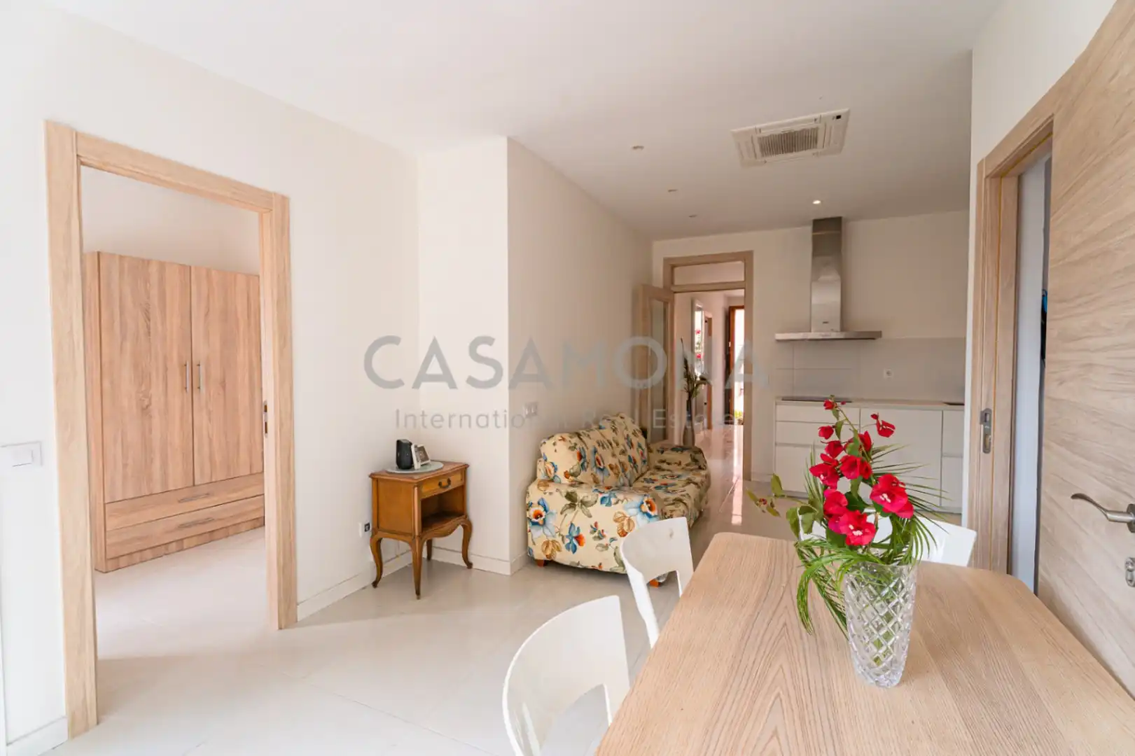 Living room of Houses for rent to own in Barcelona  with Air Conditioner, Heating and Private garden