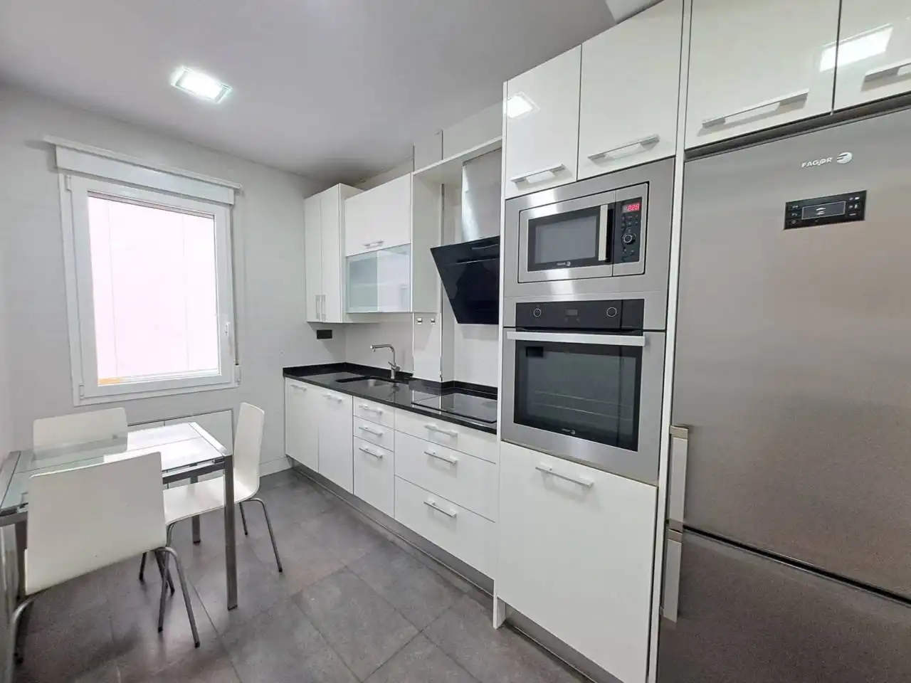 Kitchen of Flat for rent in Centro