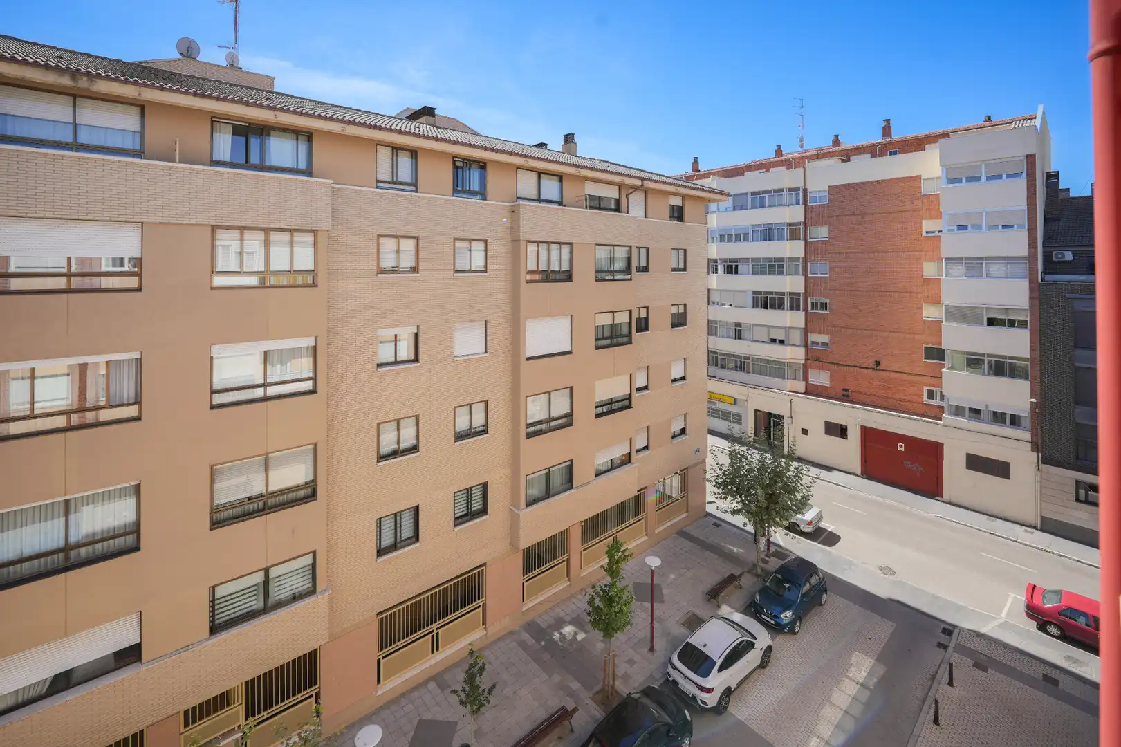 Vista exterior de Pis en venda en Valladolid amb Calefacció, Terrassa i Forn