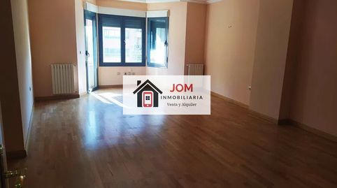 Foto 2 de Piso en venta en Parque Sur, Albacete Capital