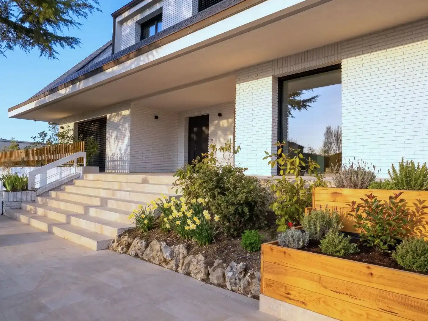 Vista exterior de Casa o xalet en venda en Vitoria - Gasteiz amb Aire condicionat i Balcó