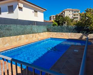 Piscina de Casa o xalet en venda en Cunit amb Aire condicionat, Calefacció i Jardí privat