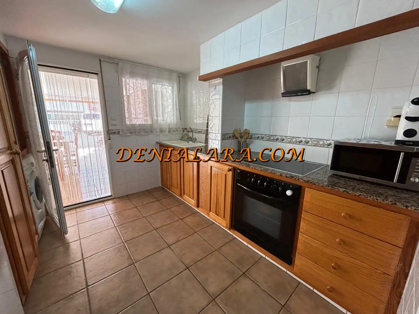 Cocina de Edificio en venta en Oliva