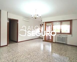 Living room of Flat to rent in Valdemoro  with Air Conditioner and Terrace