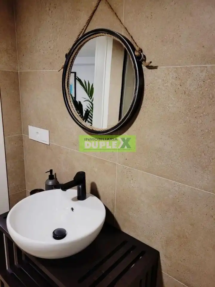 Baño de Finca rústica en venta en Poio con Calefacción y Jardín privado