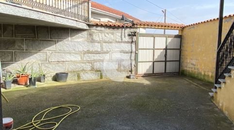 Foto 2 de Casa adosada en venda a Grou, Lobios, Ourense