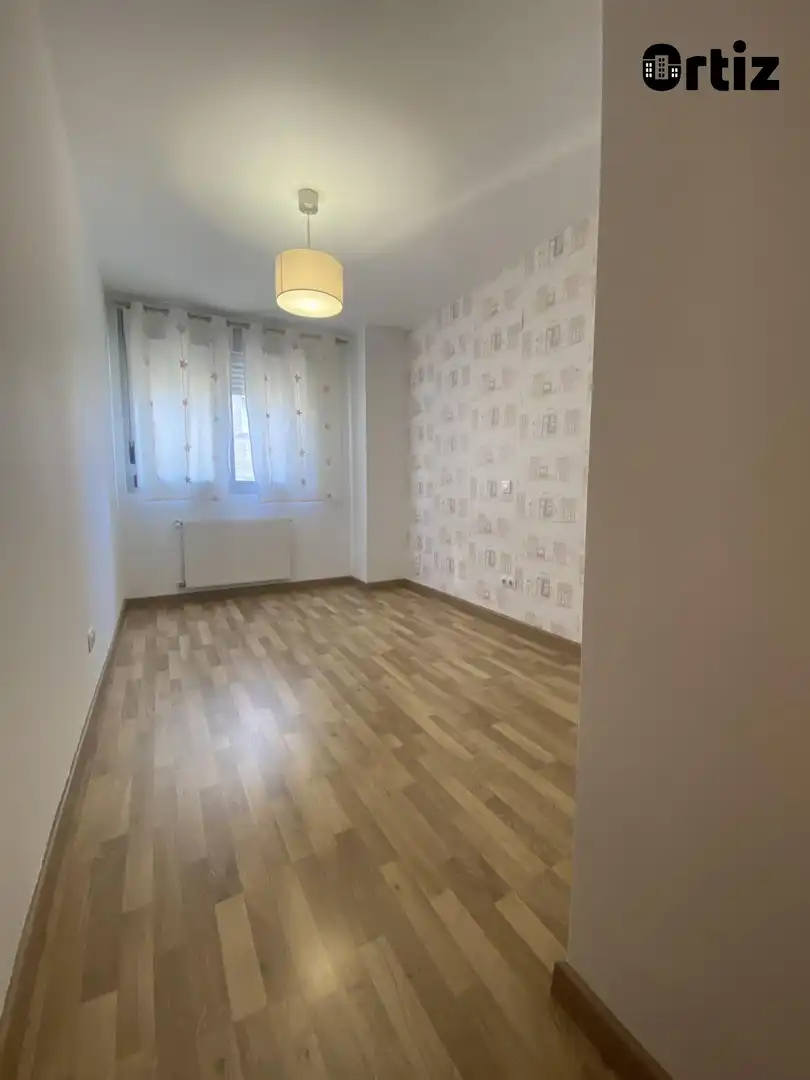 Dormitori de Pis de lloguer en Torrejón de Ardoz amb Aire condicionat, Calefacció i Parquet