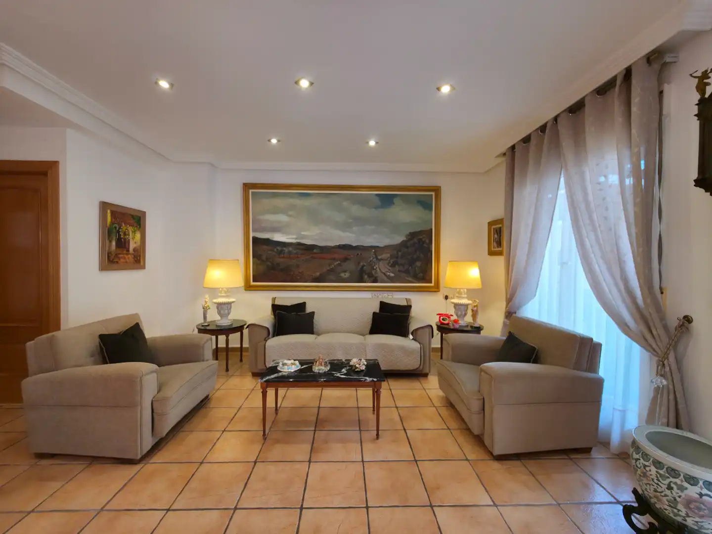 Sala d'estar de Casa adosada en venda en Alicante / Alacant amb Aire condicionat, Calefacció i Jardí privat