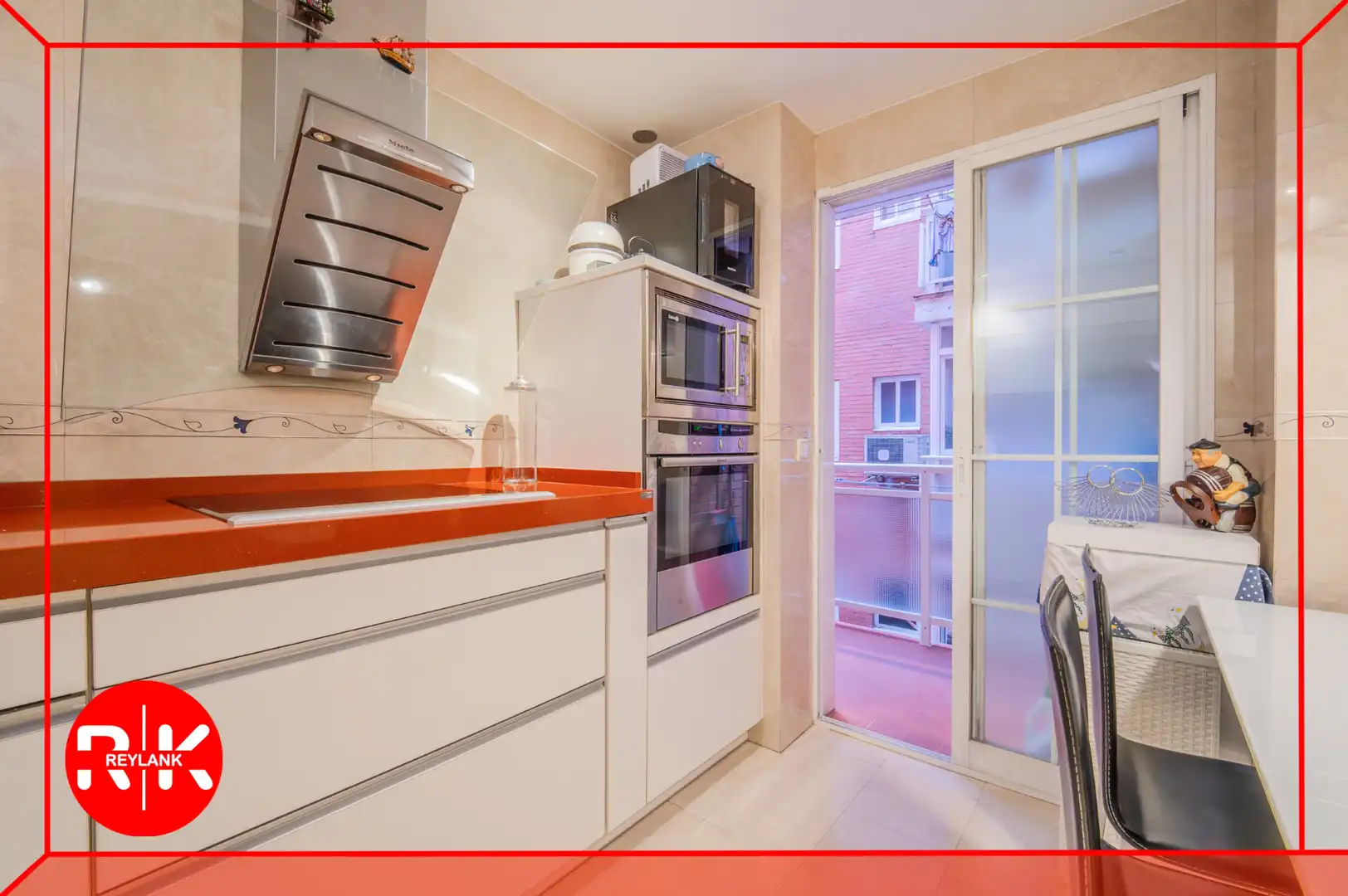 Cocina de Piso en venta en La Espinilla - Parque Blanco