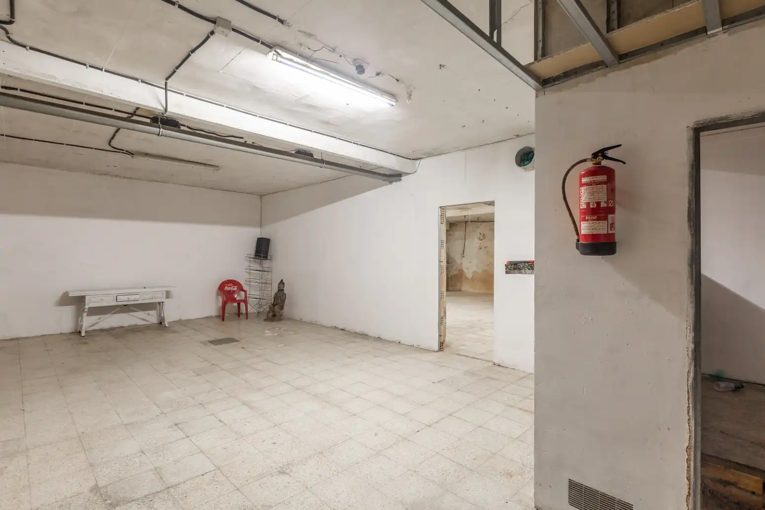 Commercial properties for sale in  Pamplona / Iruña  with Air Conditioner