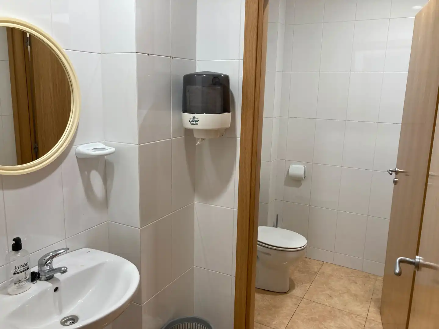 Local comercial en venda a Llevant, imagen 13