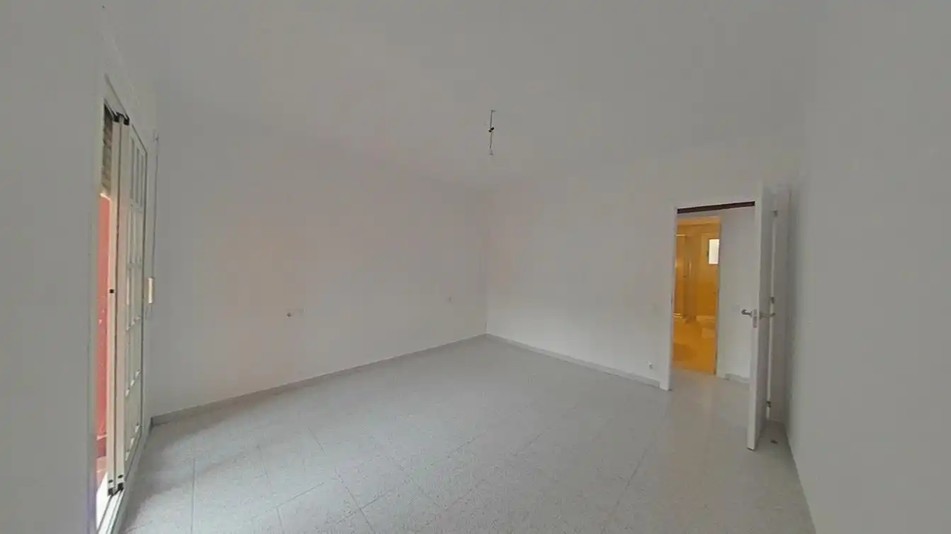 Piso en venta en Sant Boi de Llobregat con Balcón
