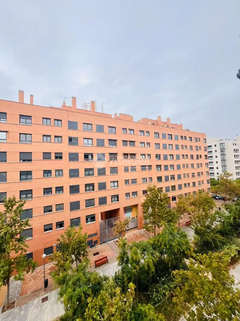 Außenansicht von Wohnung zum Verkauf in Madrid