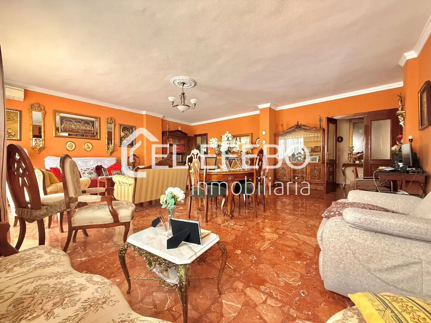 Sala de estar de Piso en venta en Antequera con Aire acondicionado, Calefacción y Terraza
