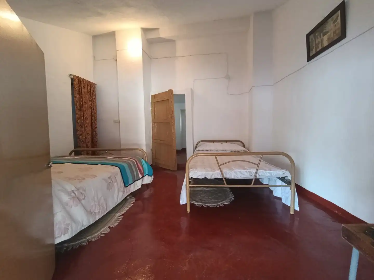 Dormitori de Casa adosada en venda en Iznájar amb Aire condicionat, Terrassa i Moblat
