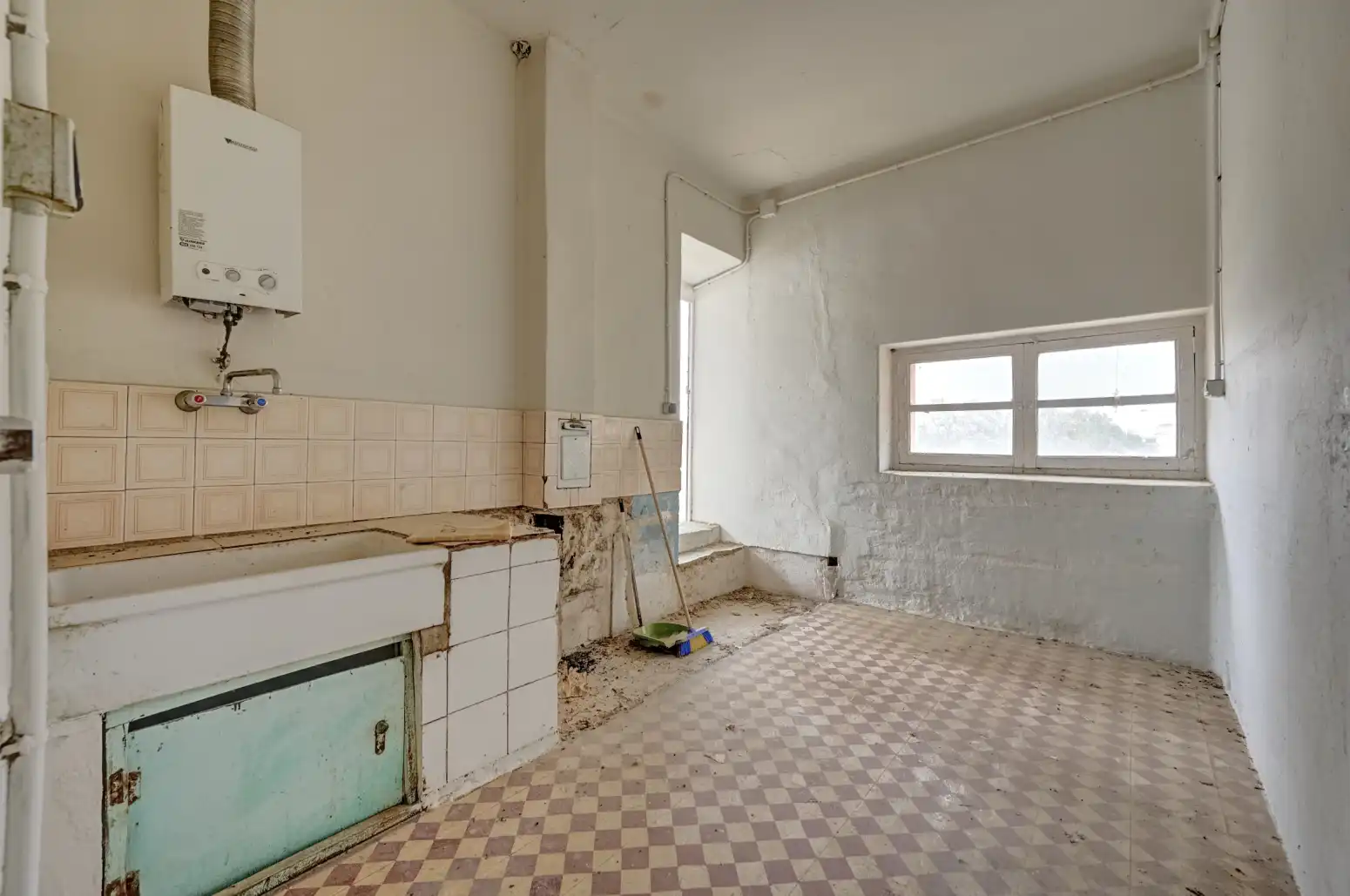 Cocina de Local en venta en Miranda de Arga