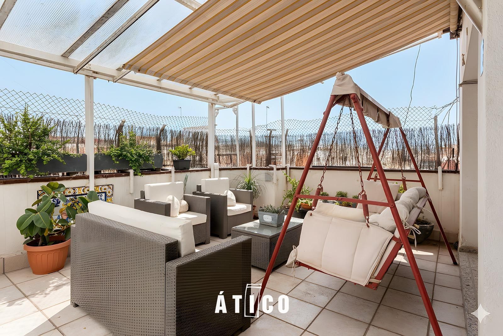 Terrace of Attic for sale in  Barcelona Capital  with Air Conditioner, Heating and Parquet flooring
