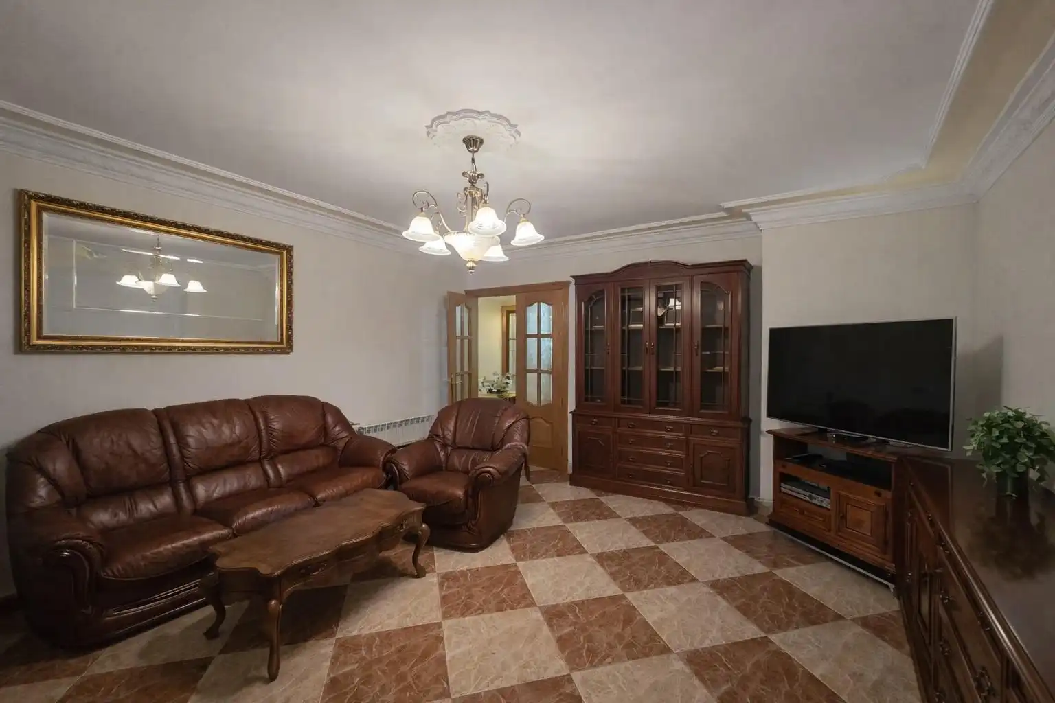 Living room of Houses for sale in Plasencia  with Air Conditioner, Terrace and Storage room
