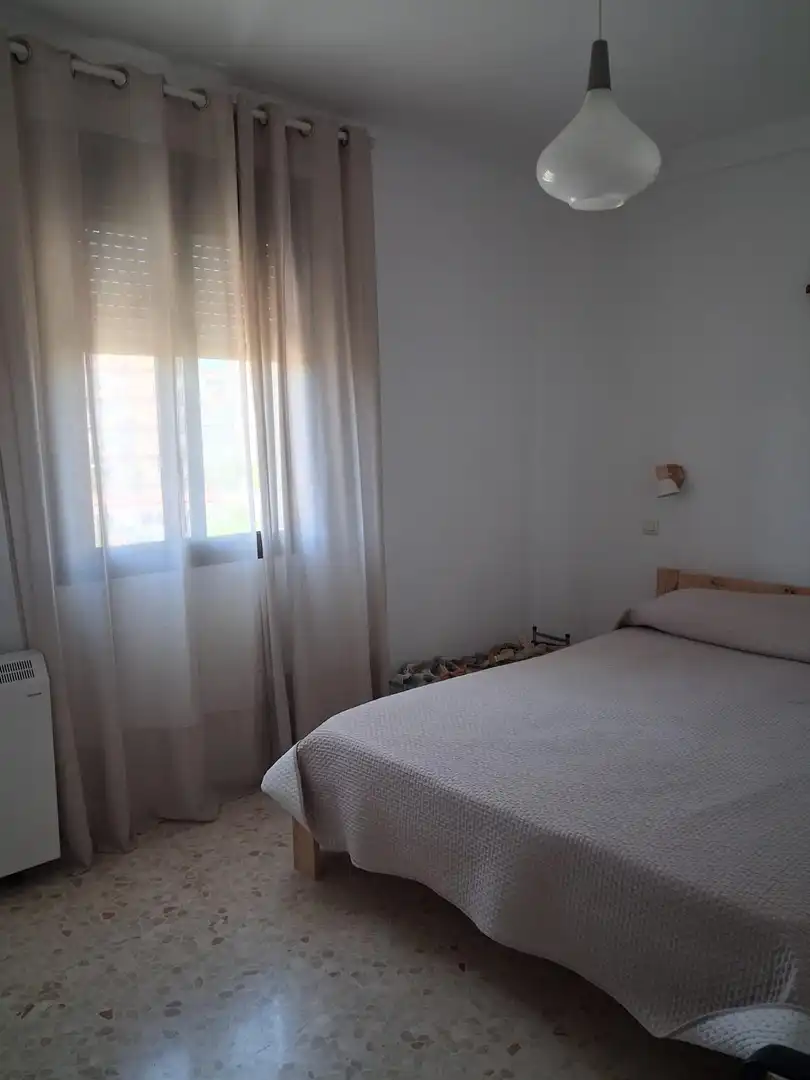 Bedroom of Flat for rent in Cádiz