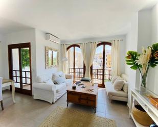 Living room of Flat for sale in Marbella  with Air Conditioner, Private garden and Terrace