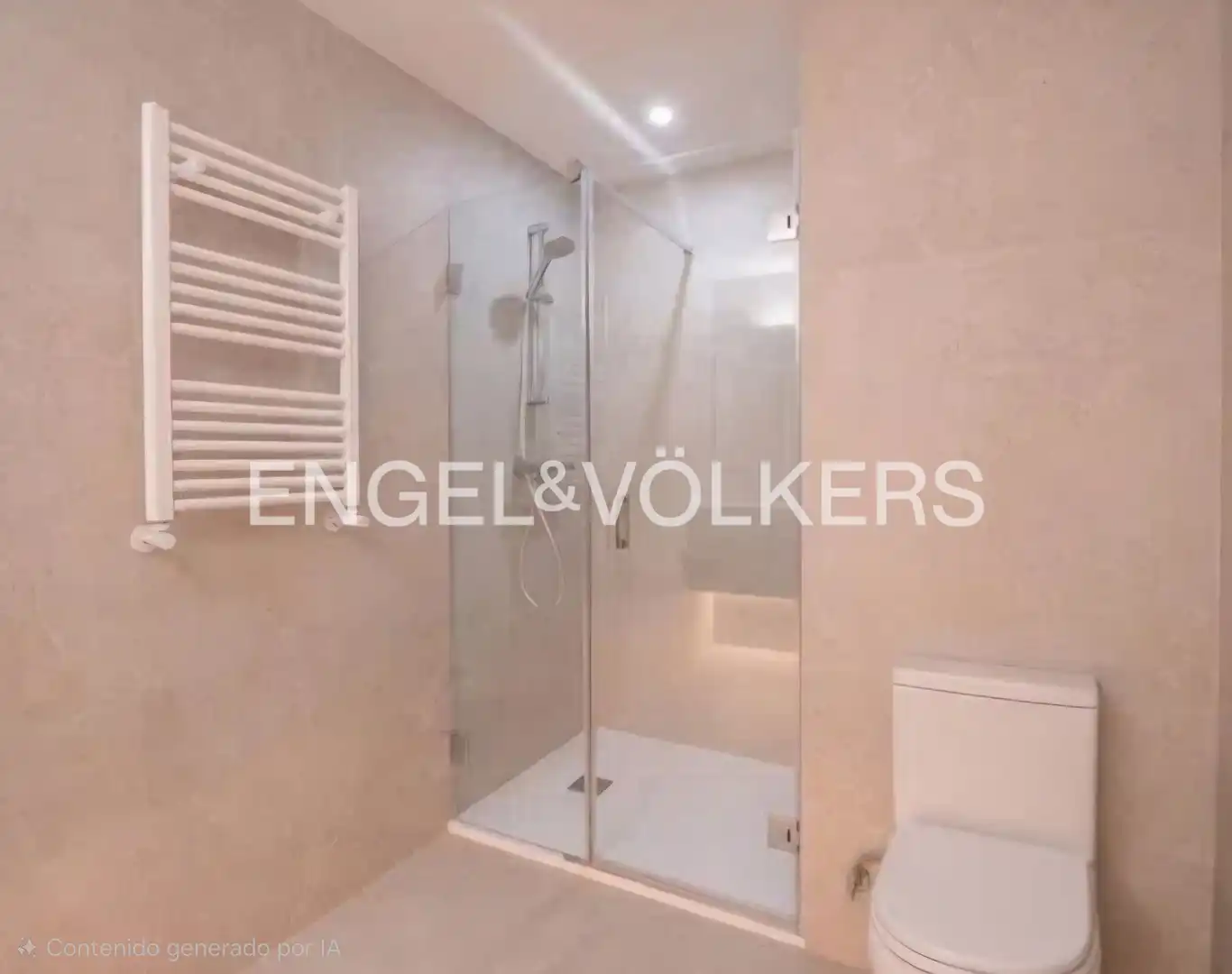 Badezimmer von Wohnung zum Verkauf in Madrid mit Klimaanlage, Heizung und Terrasse