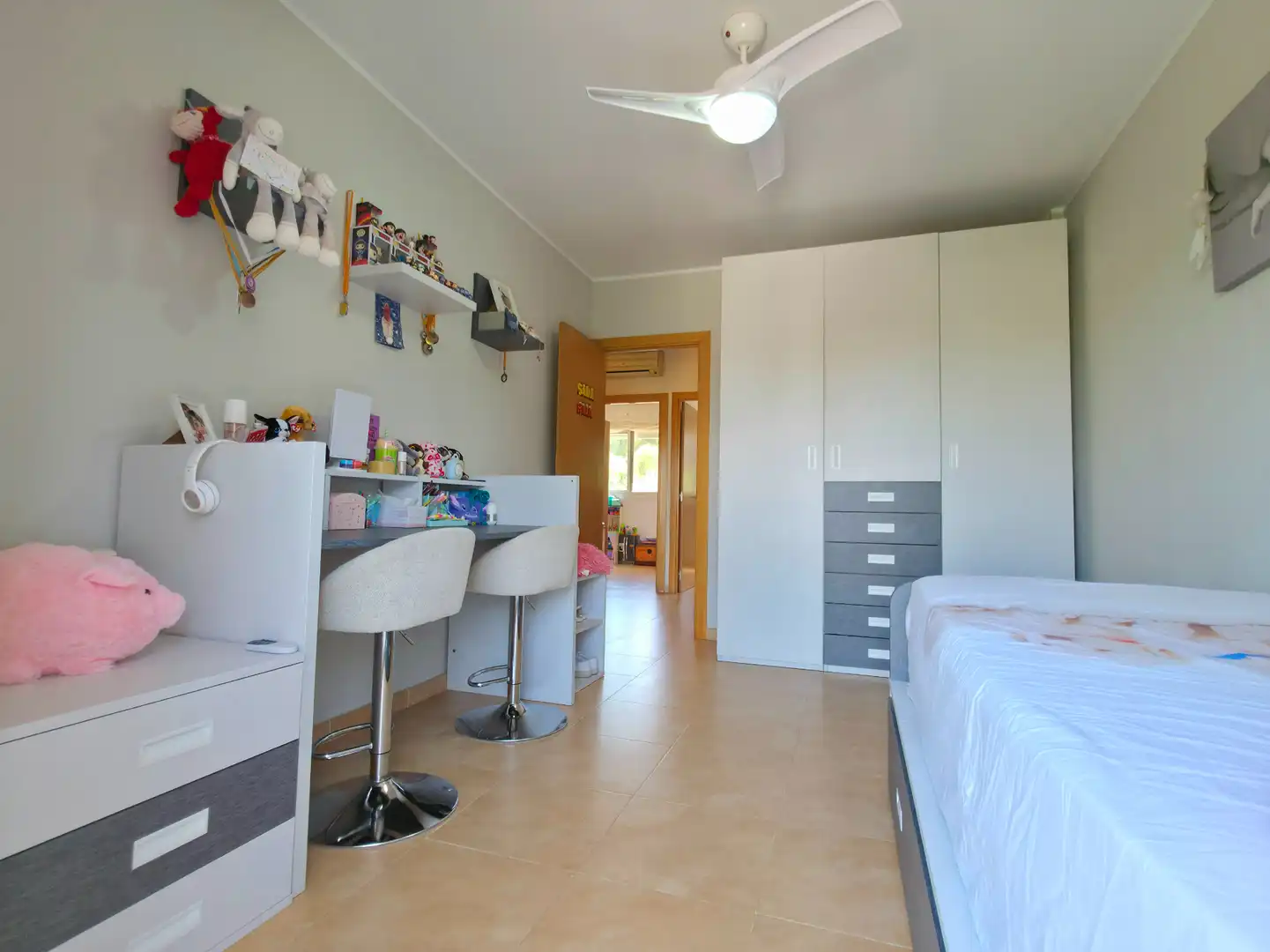 Habitación de Casa o chalet en venta en Abrera con Aire acondicionado, Calefacción y Jardín privado