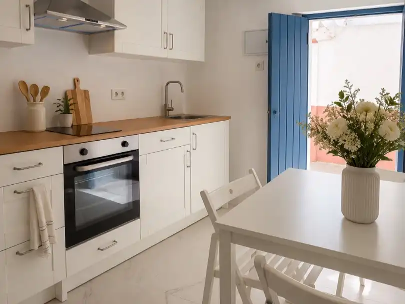 Cuina de Casa o xalet en venda en Casares amb Terrassa i Balcó