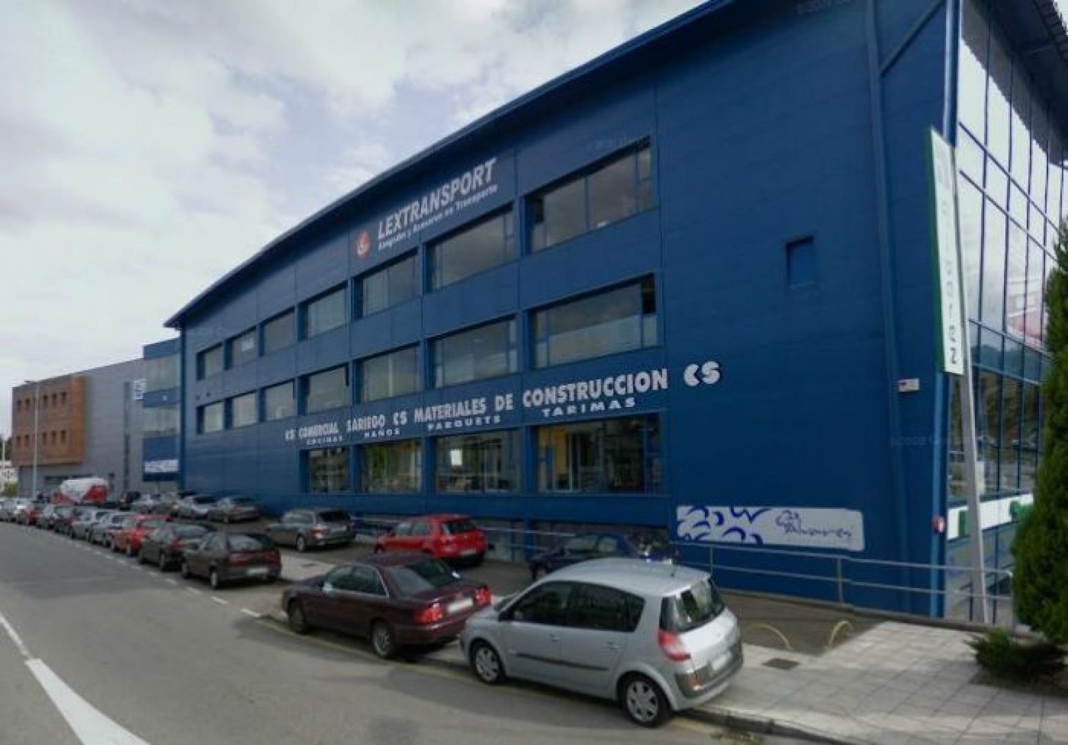 Exterior view of Office for sale in Oviedo 