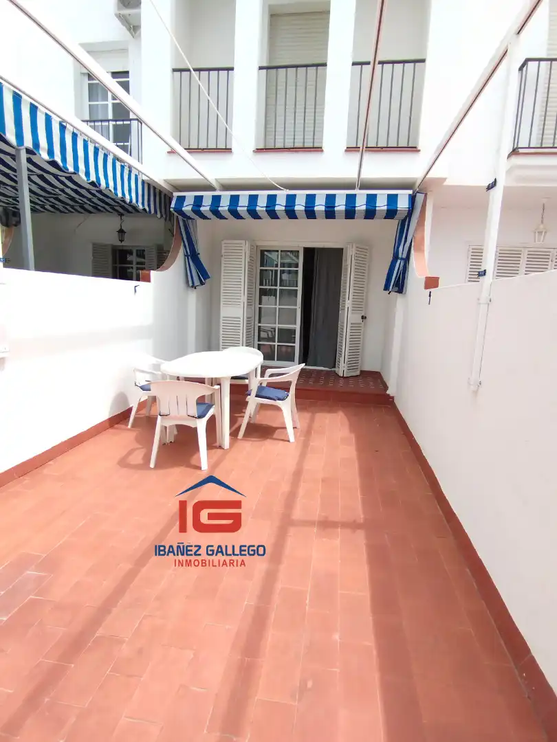 Maison mitoyenne à vendre à Centro - Calzada - Cabo Noval, imagen 2