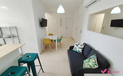 Wohnzimmer von Wohnung zum verkauf in  Granada Capital mit Klimaanlage und Terrasse