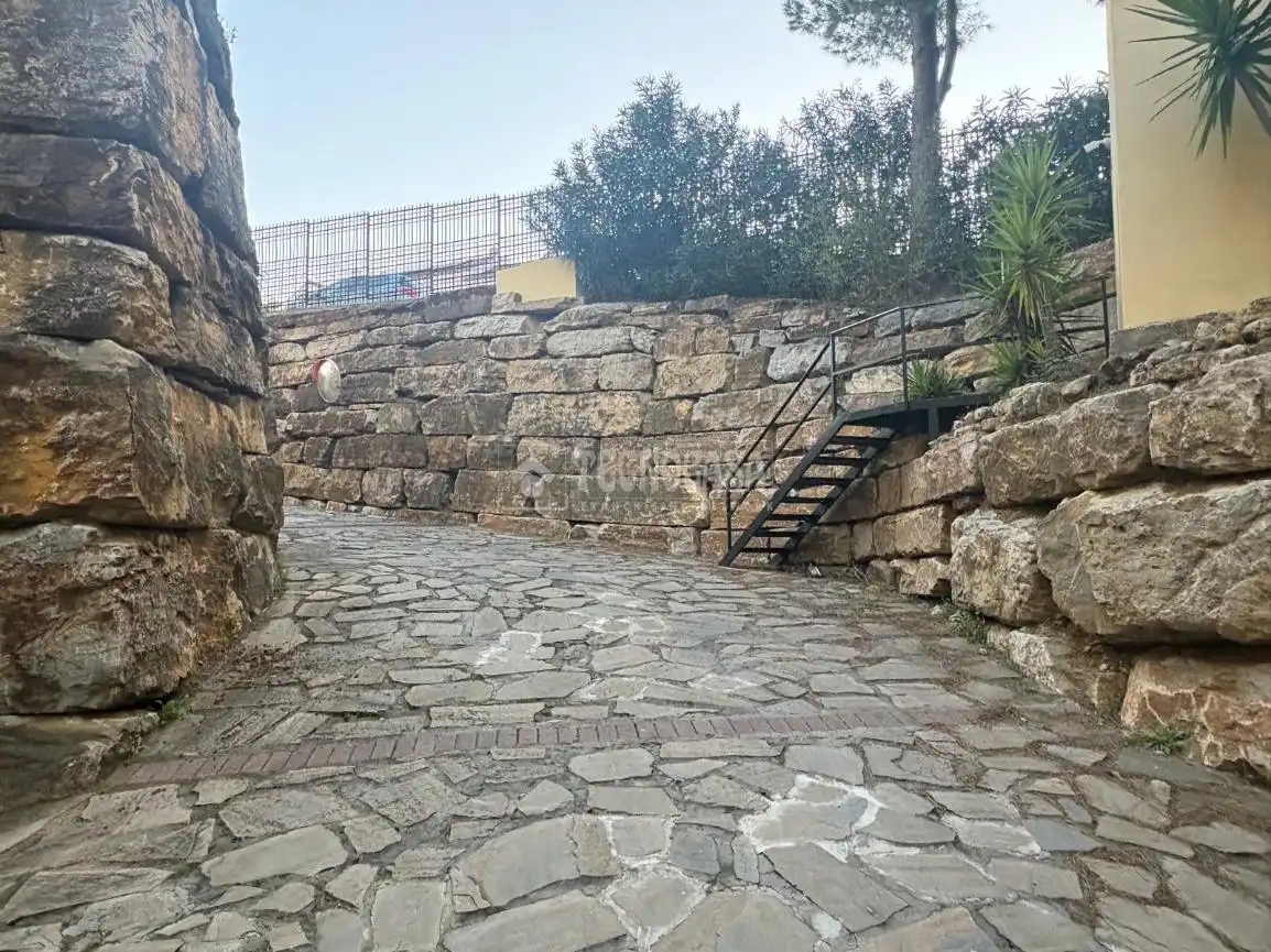 Garage for sale in Casares  with Alarm