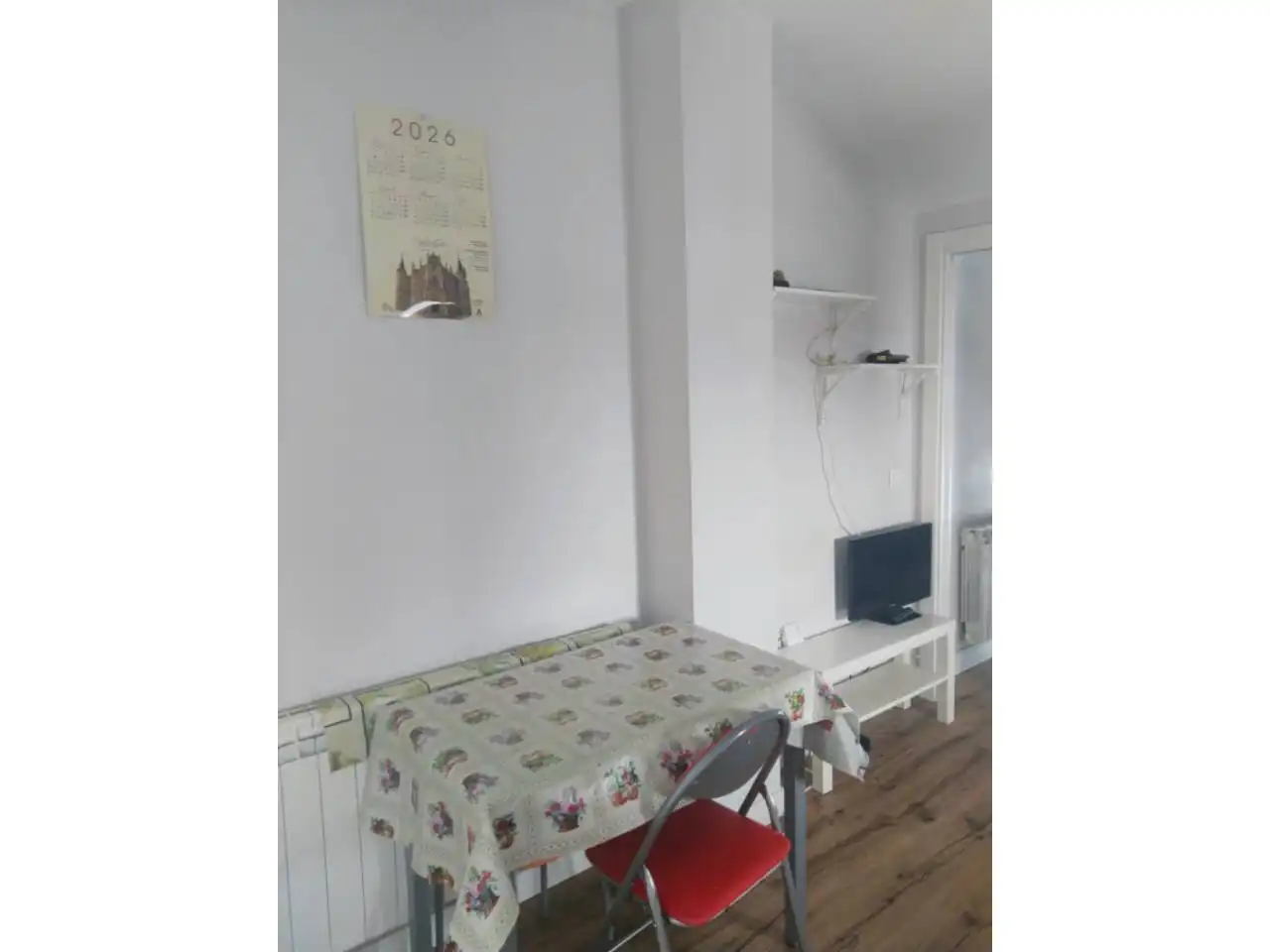 Bedroom of Apartments for rent in Burgos  with Heating, Parquet flooring and Furnished