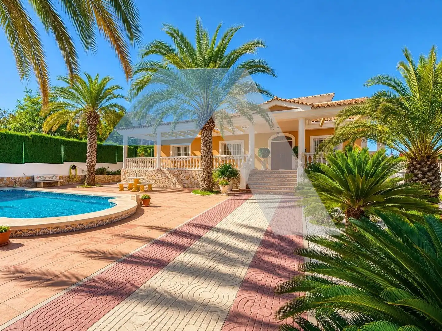 Vista exterior de Casa o xalet en venda en Mutxamel amb Calefacció i Piscina comunitària