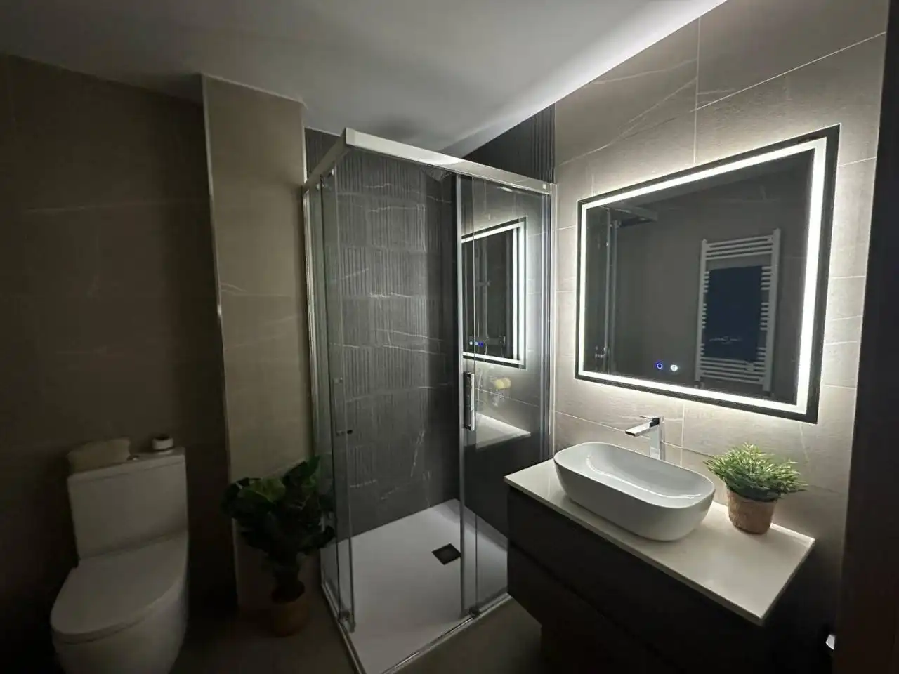 Baño de Piso en venta en Ourense Capital  con Calefacción, Trastero y Balcón