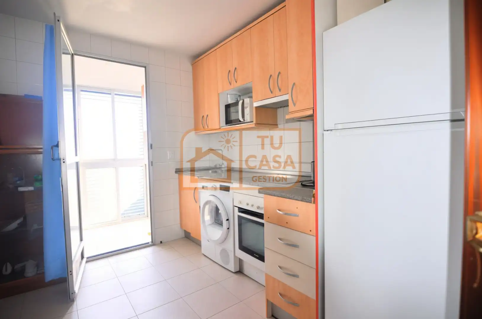 Cocina de Piso en venta en Malpartida de Cáceres con Terraza, Trastero y Amueblado