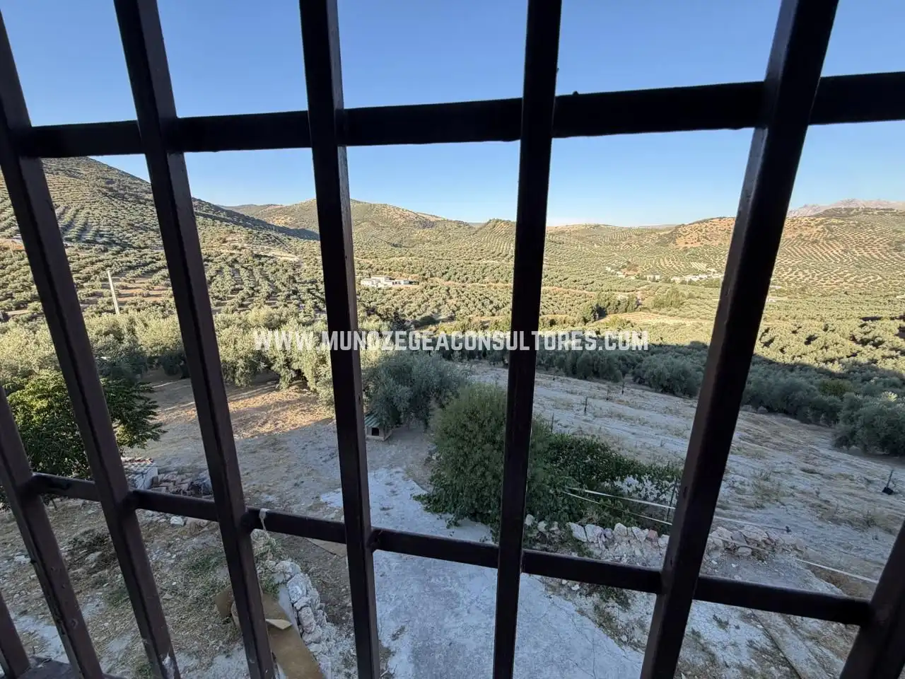 Finca rústica de lloguer en Cabra amb Piscina