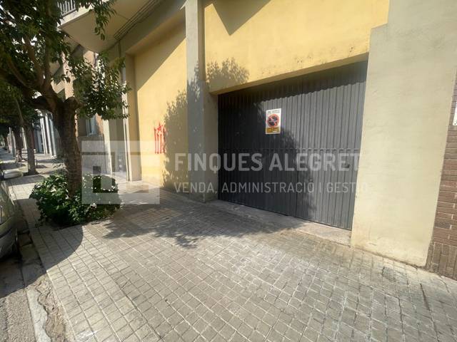 Nave industrial en Venta en Avenida Catalunya en La Pobla de Segur