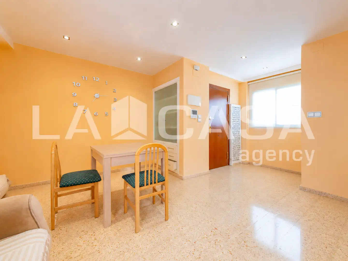 Piso en venta en Valencia con Balcón