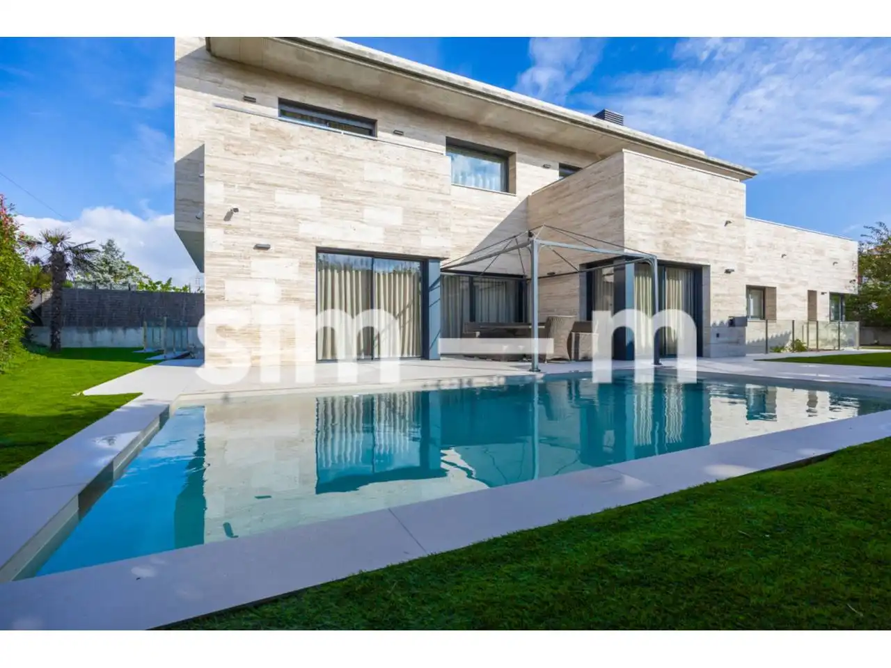 Schwimmbecken von Haus oder Chalet zum Verkauf in Vic mit Klimaanlage, Heizung und Privatgarten
